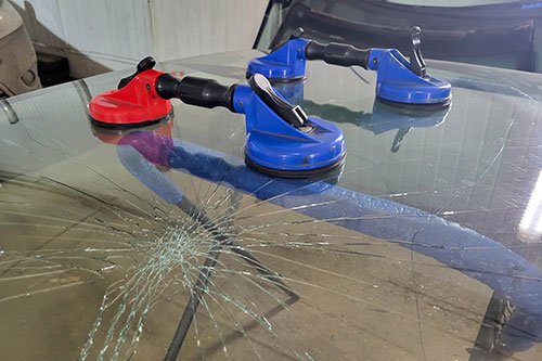 Showcase your windshield repair or replacement services to local Vancouver and surrounding area customers.